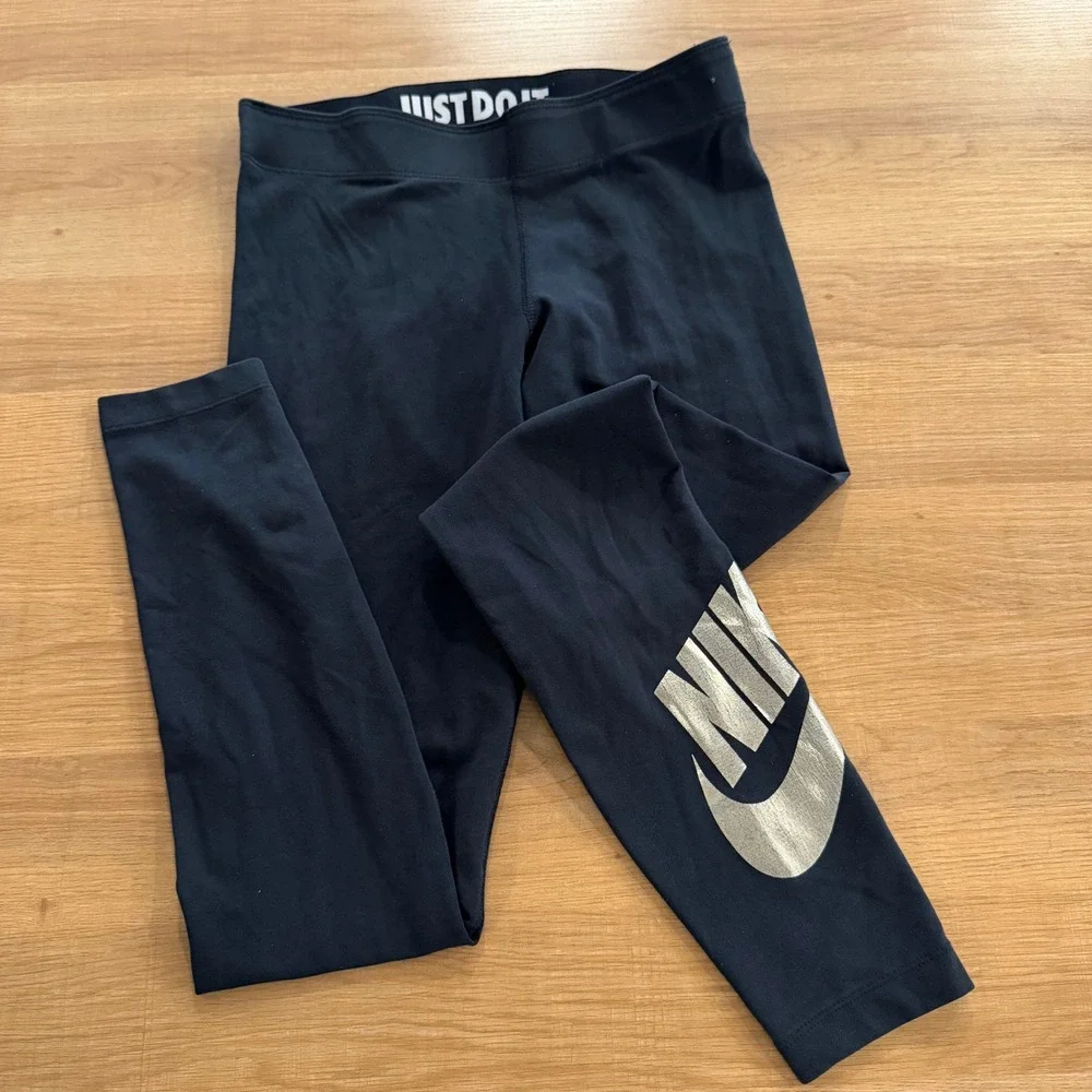 Nike‎ Just Do It Black Leggings Metallic Logo Womens Small Activewear